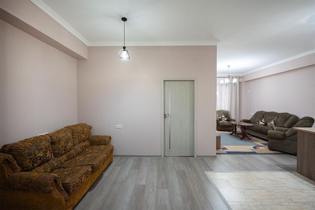 Apartment New Kond